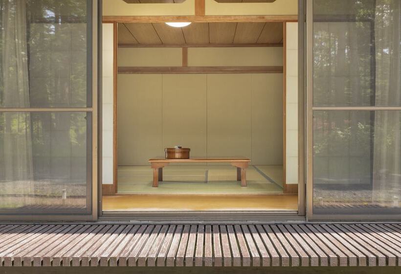 ريوكان Yamanaka Lake Ryozan