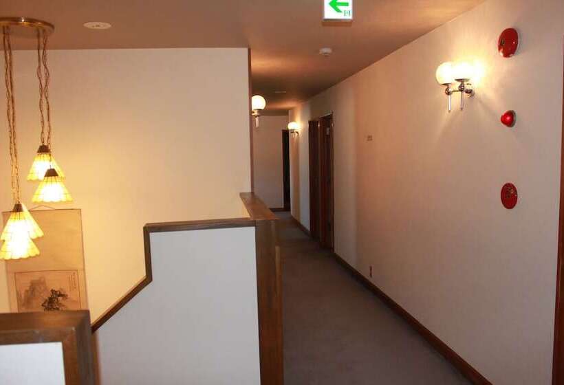 ريوكان Yamanaka Lake Ryozan