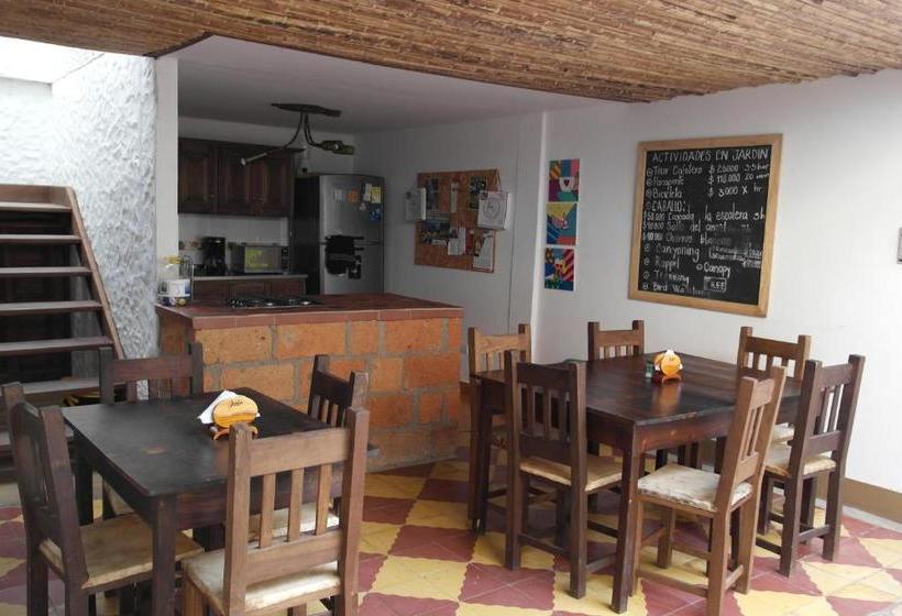 Sergeant Pepper S Hostel