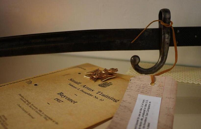 Sir Isaac Brock B&b Luxury Suites