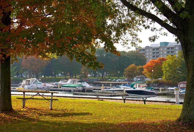 Sir Isaac Brock B&b Luxury Suites