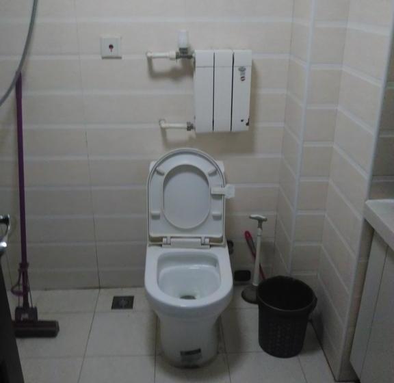 Tianjing Liunian Hostel