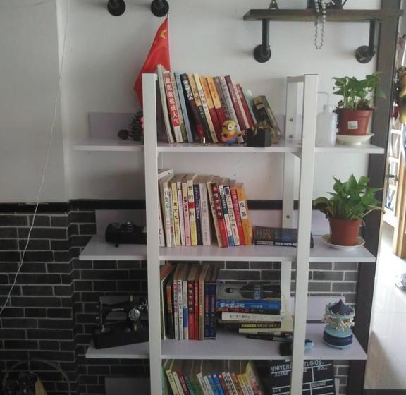 Tianjing Liunian Hostel