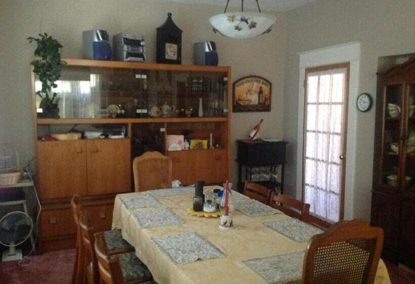 צימר 10th Avenue Guest House & Suites