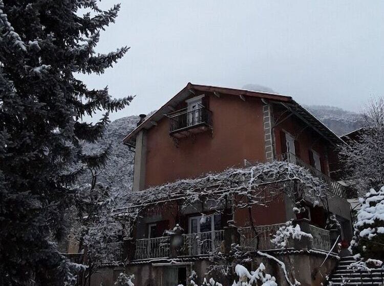 مبيت وإفطار A La Belle époque