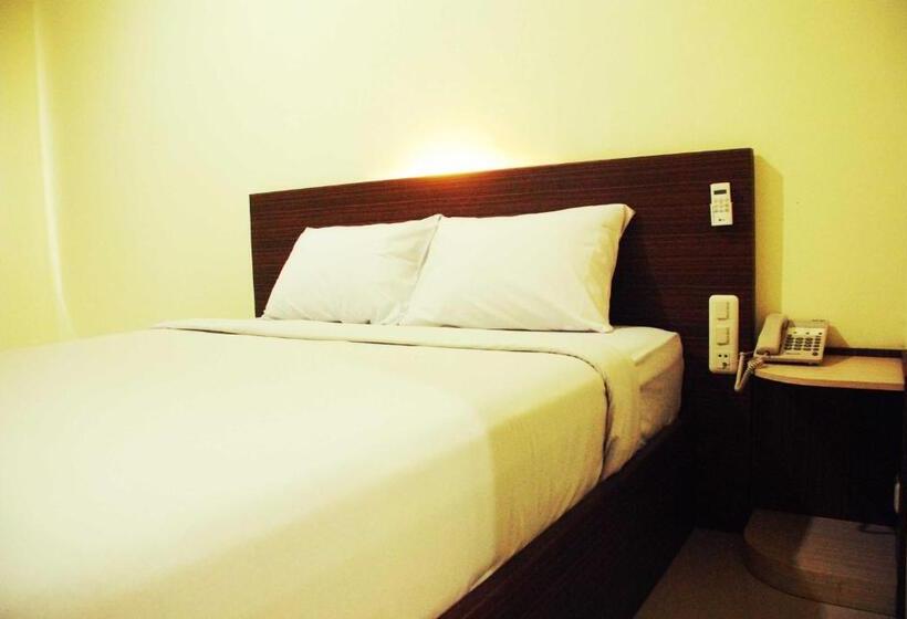 ベッドアンドブレックファースト Avon's Residence