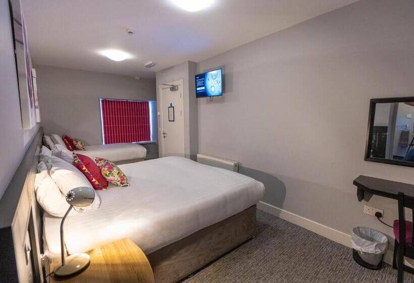 민박 Behan's Horseshoe Bar & Restaurant