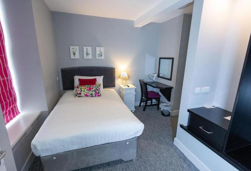 민박 Behan's Horseshoe Bar & Restaurant