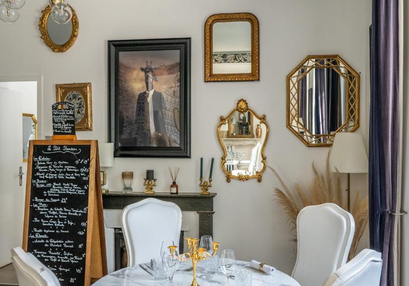 مبيت وإفطار Chateau Des Ayes   Chambres & Suites