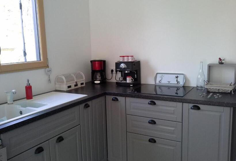 민박 Crisalys Chambres D'hôtes