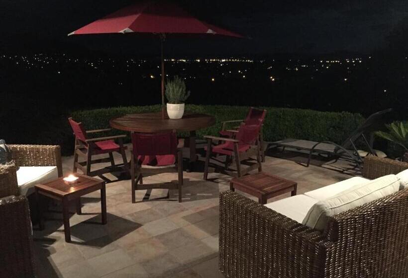 住宿加早餐  Karanda Bnb