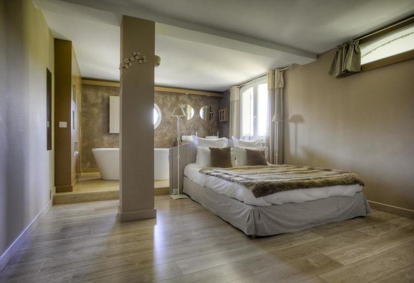 تختخواب و صبحانه La Bastide Perchée