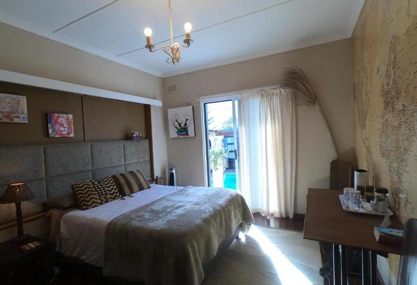 مبيت وإفطار Leo's Den