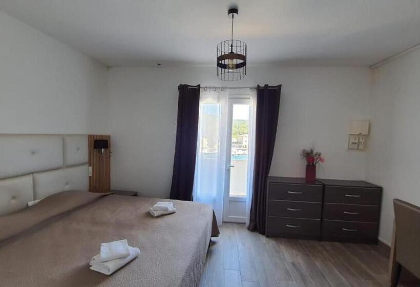 Bed and Breakfast L'escale