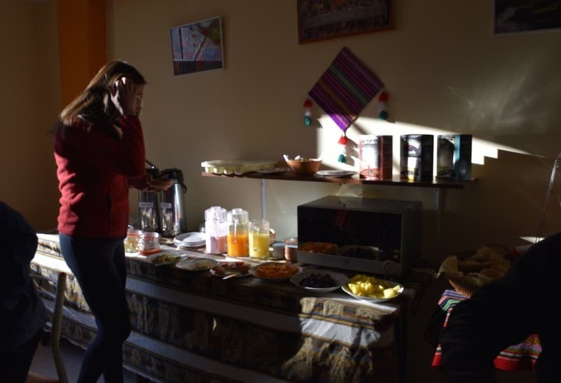 ベッドアンドブレックファースト Marlon S House Puno Peru