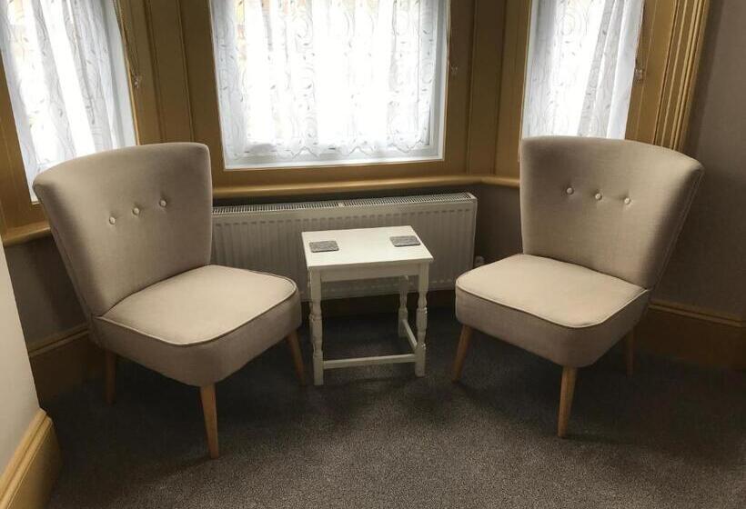 ベッドアンドブレックファースト Number 29  Only Adults