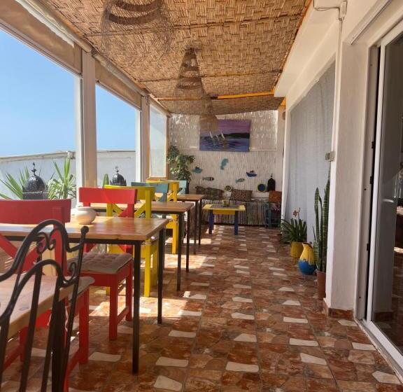 تختخواب و صبحانه Villa Jardin De L'ocean