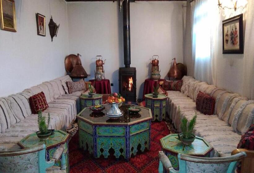 تختخواب و صبحانه Villa Pomme D'or