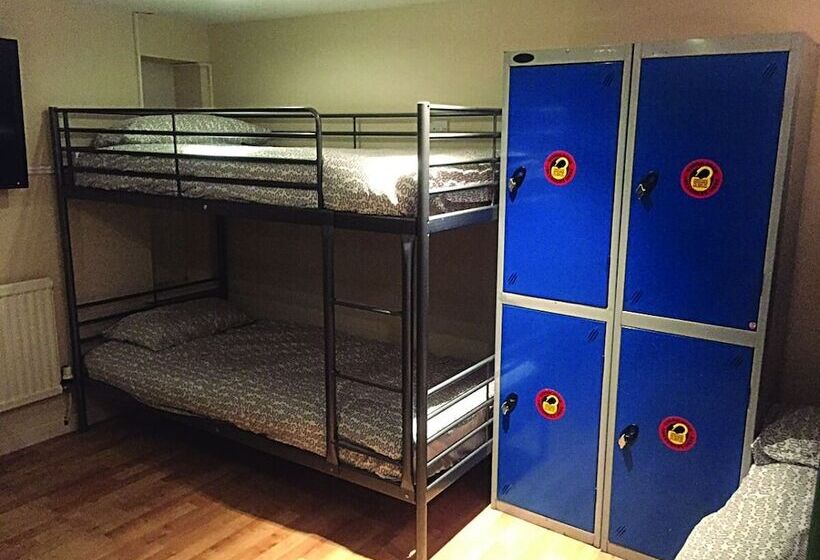 Bobby S Bunkhouse   Hostel