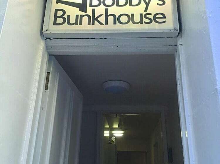 Bobby S Bunkhouse   Hostel