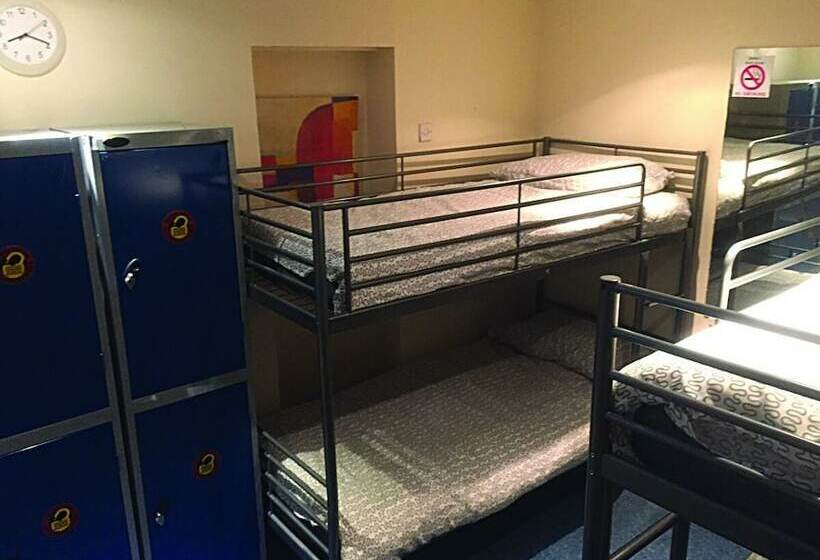 Bobby S Bunkhouse   Hostel