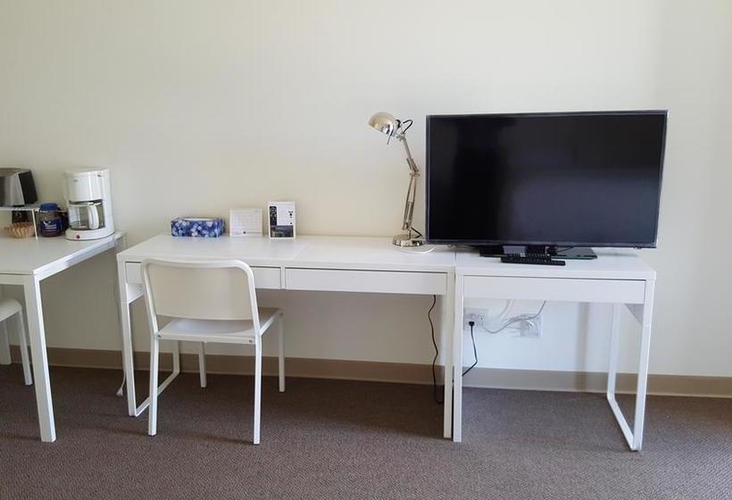 Waintel Studio-wainwright Motel