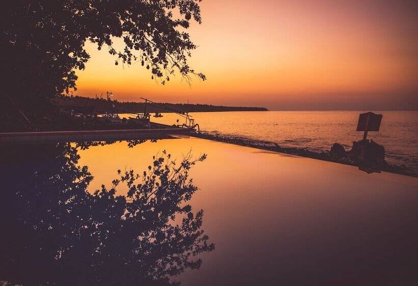 Desa Saya Eco Luxury Resort & Spa