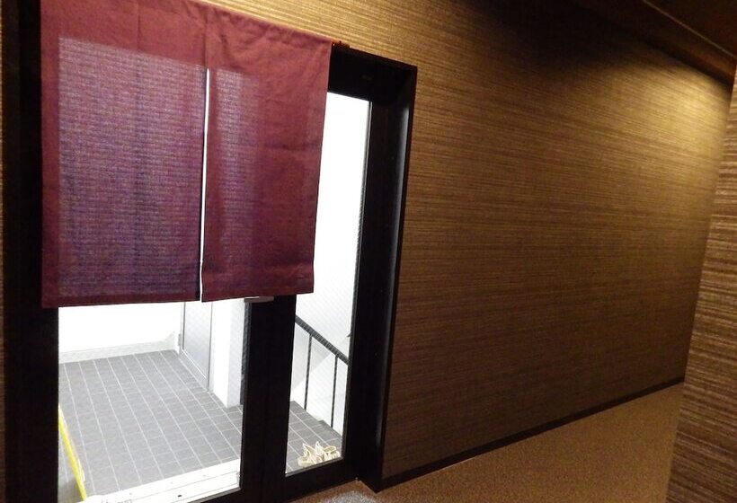 Общежитие Hiroshima Wabisabi Hotel 市内中心部のリーズナブルホテル 電停近く移動に便利 Low Price And Super Convenient To Get Aroun