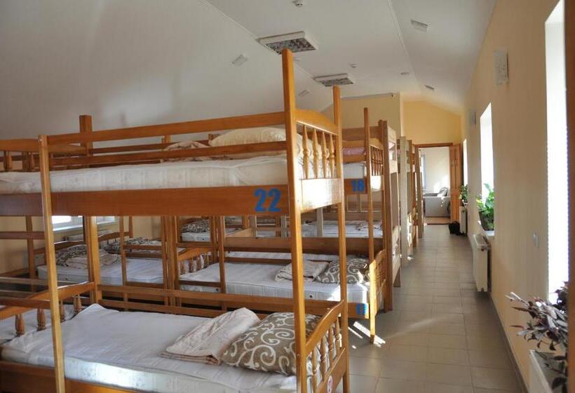 Hostel Stozhary