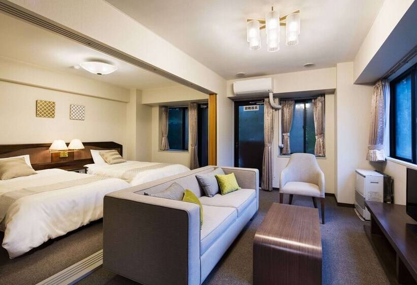 호텔 Alexander Royal Resort Yamanakako