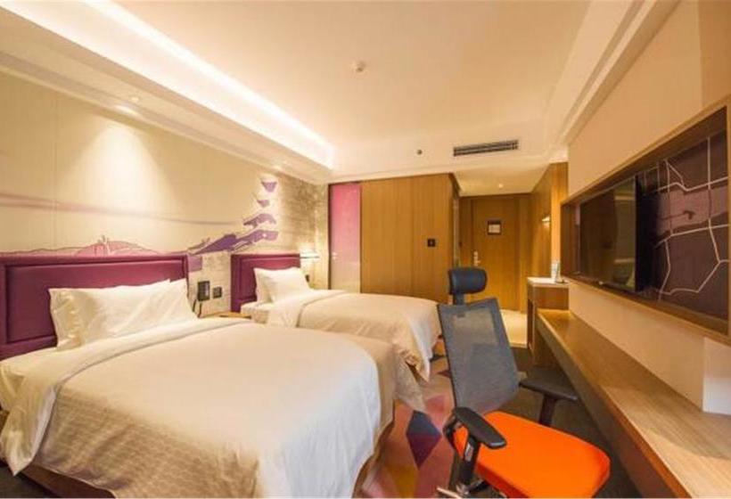 בית מלון כפרי Hampton by Hilton Guilin Xiufeng