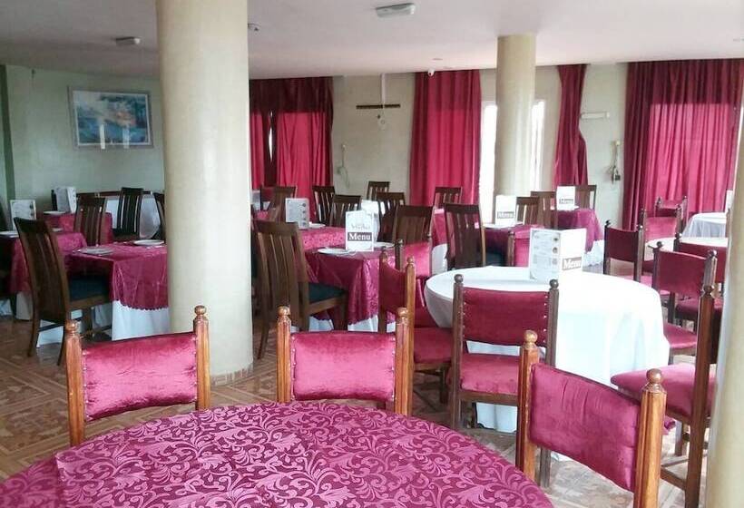 هتل Hôtel Café Restaurant Assaka