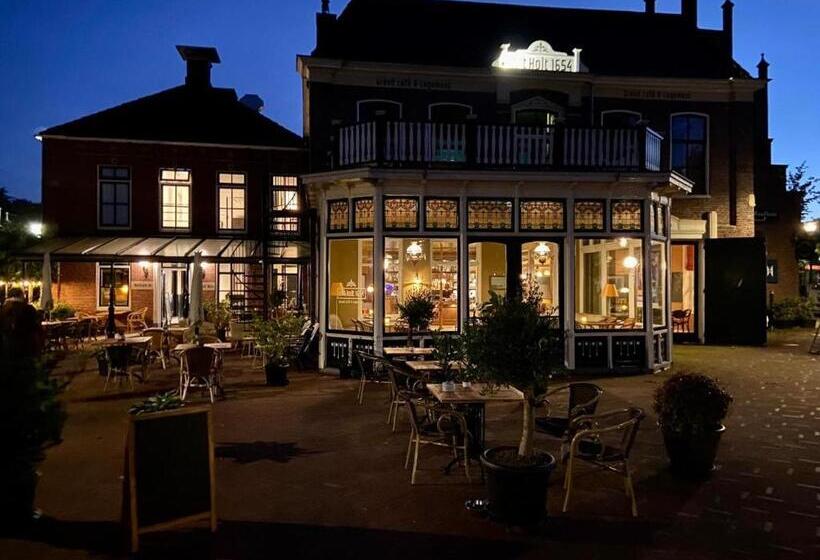 Отель In't Holt 1654 Grand Café & Logement