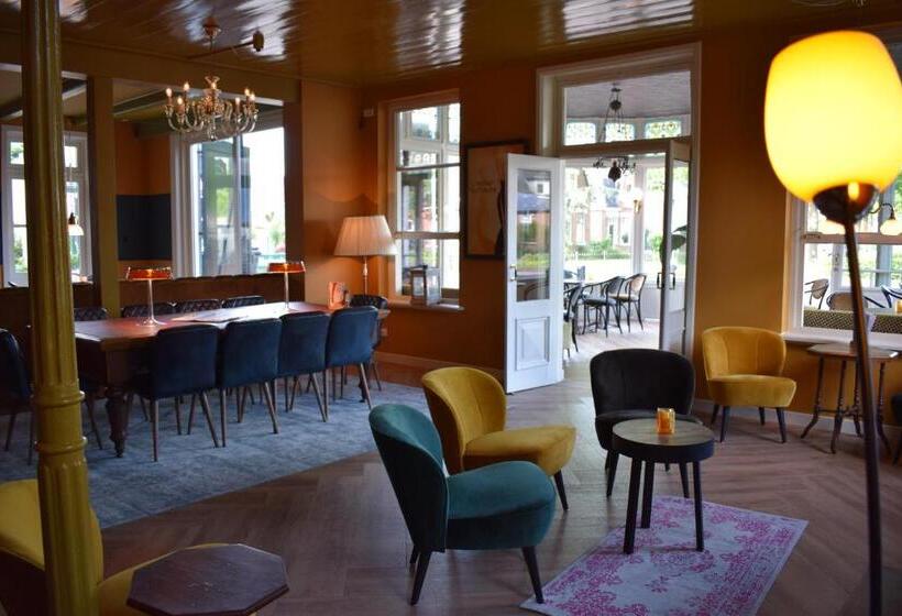 Отель In't Holt 1654 Grand Café & Logement