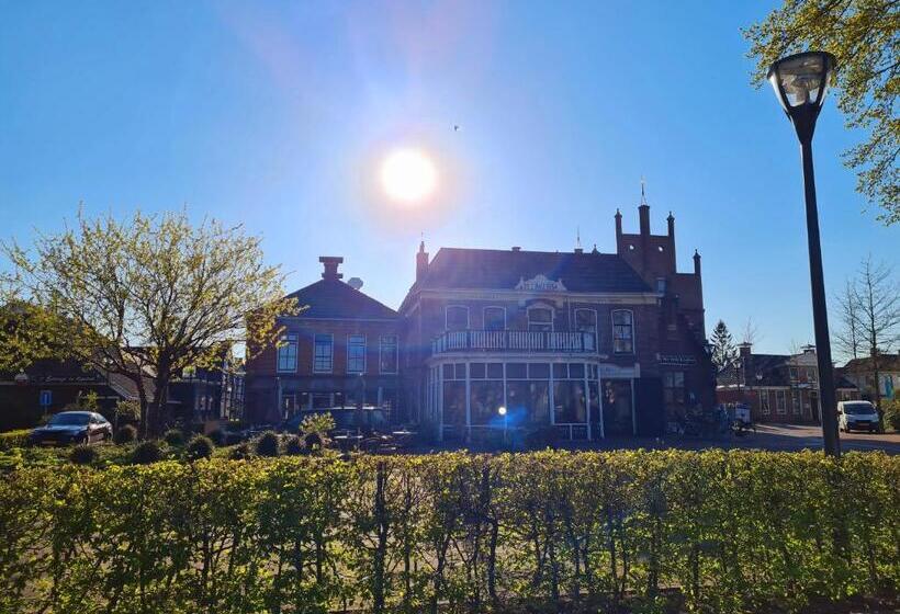 Отель In't Holt 1654 Grand Café & Logement