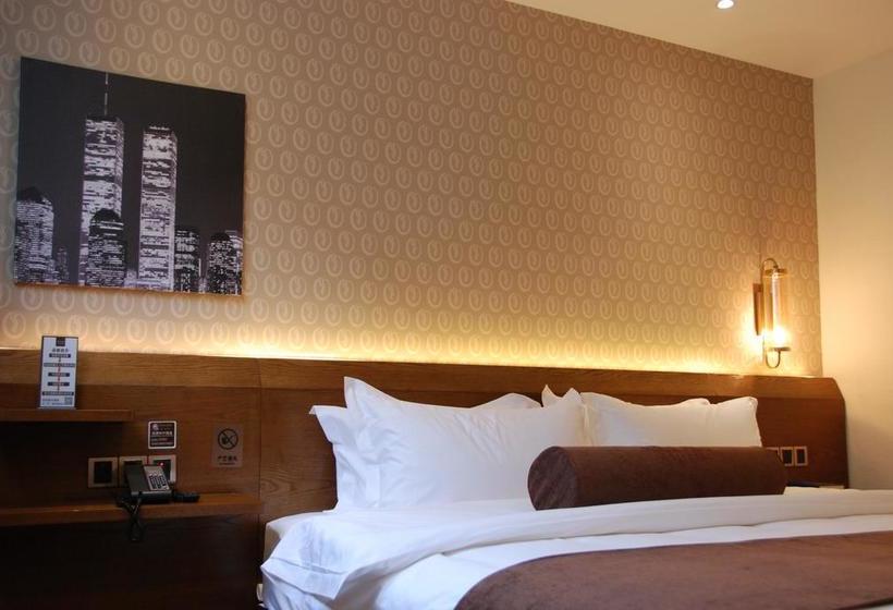 هتل James Joyces Coffetel