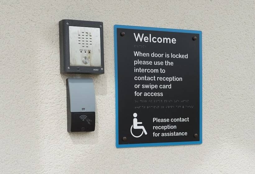 בית מלון כפרי Kings Chamber, Doncaster By Marston S Inns