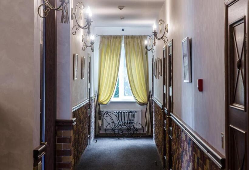 호텔 Lepsza садыба