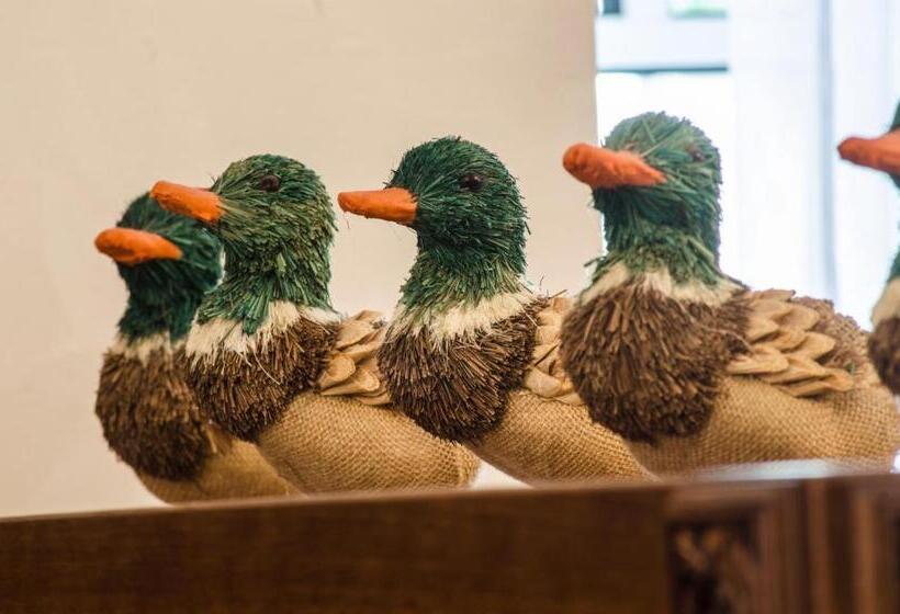 호텔 Lepsza садыба