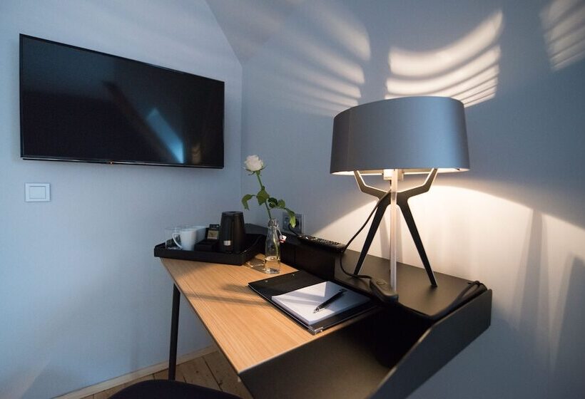 فندق Liono Boutique