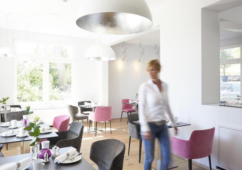 فندق Liono Boutique