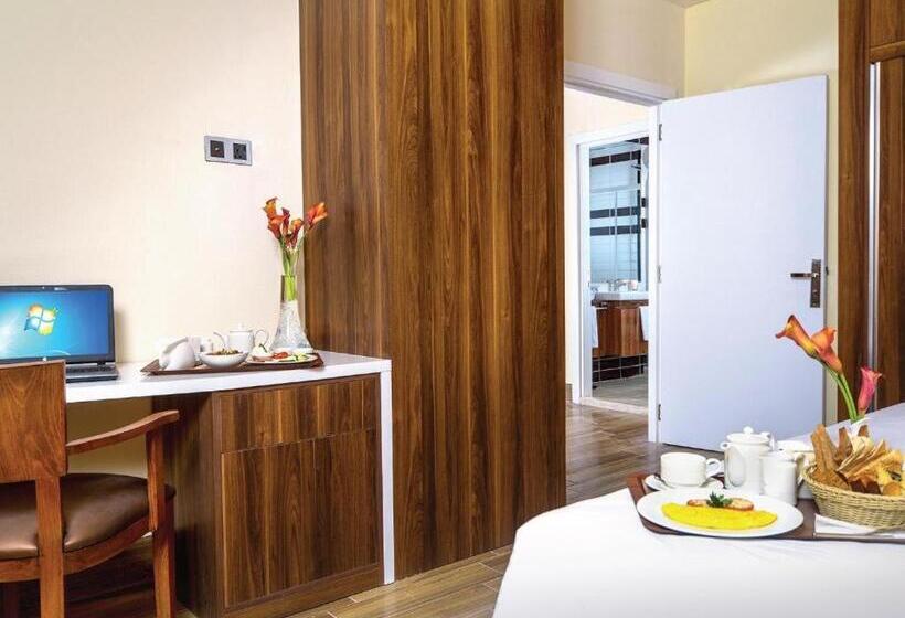 هتل Masaya By Emerald