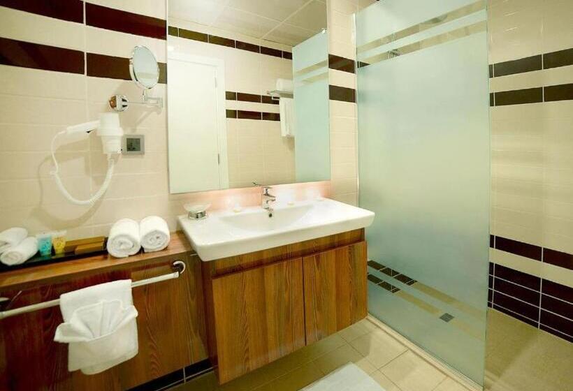 هتل Masaya By Emerald