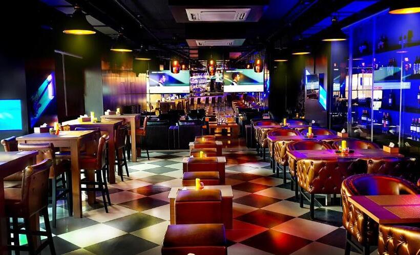 هتل Masaya By Emerald