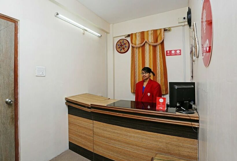 בית מלון כפרי Oyo 8816 Whispering Pines