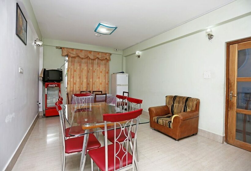 בית מלון כפרי Oyo 8816 Whispering Pines