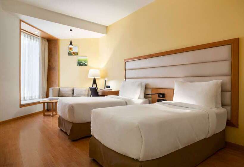 Hotel Ramada By Wyndham Dehradun Chakrata Road