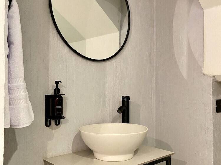 Отель Santa Ana Medellin