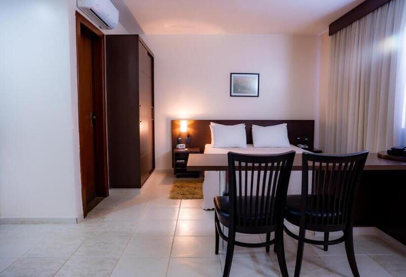 ホテル Santos Dumont