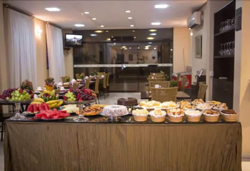 ホテル Santos Dumont